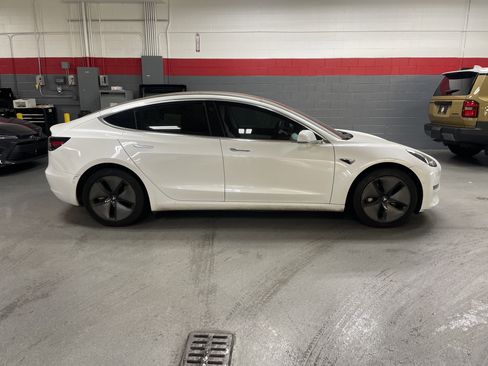 Used 2019 Tesla Model 3 Long Range image 8