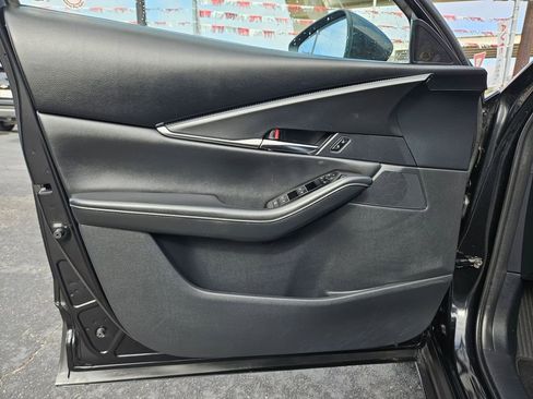 Used 2025 MAZDA CX-30 AWD 2.5 S w/ Preferred Package image 13