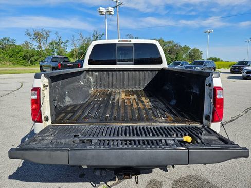 Used 2013 Ford F250 Lariat w/ Lariat Interior Pkg AWD/4WD image 8