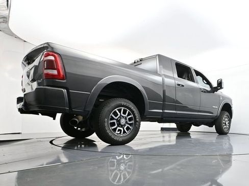 Used 2024 RAM 3500 Limited w/ Safety Group image 35