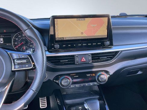 Used 2023 Kia Forte GT image 6