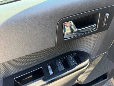 Used 2012 Ford Escape Limited image 21