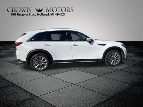 Used 2024 MAZDA CX-90 3.3 Turbo w/ Premium Package AWD/4WD image 13