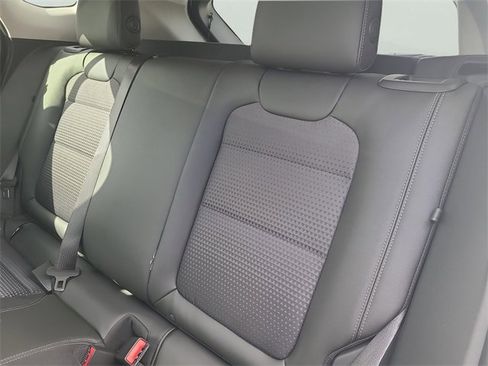 New 2026 Chevrolet Trax LT image 13