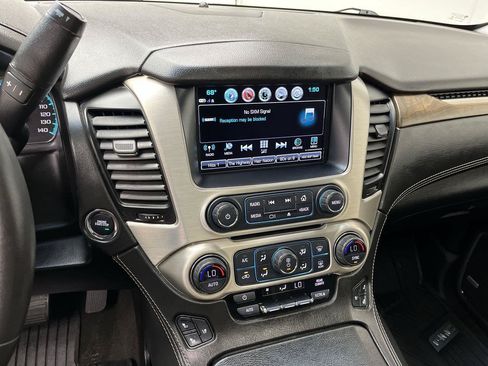 Used 2018 GMC Yukon XL Denali w/ Denali Ultimate Package AWD/4WD image 23