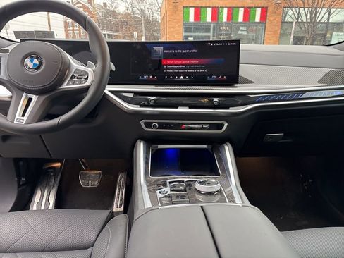 Used 2026 BMW X6 M60i w/ Executive Package image 8