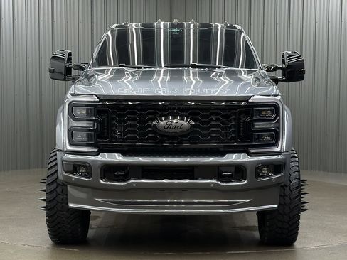 Used 2026 Ford F450 Platinum w/ FX4 Off-Road Package AWD/4WD image 8