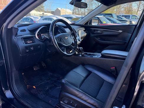 Used 2016 Chevrolet Impala LT image 12