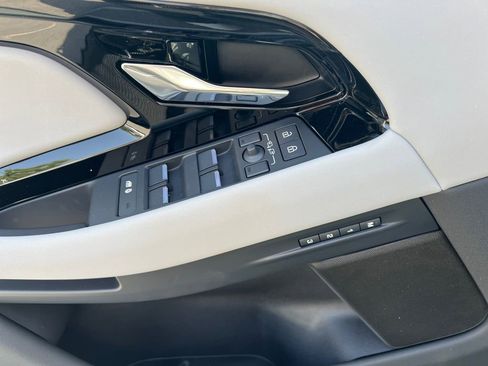 New 2026 Land Rover Range Rover Evoque S image 14