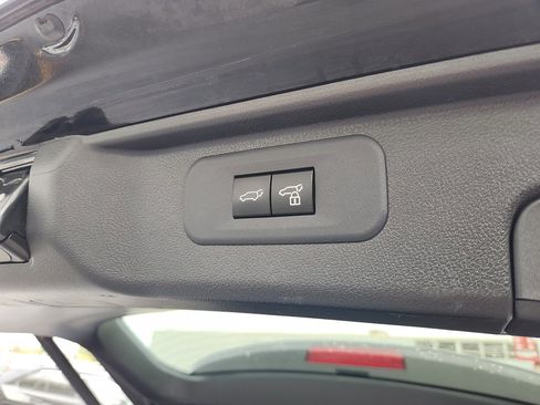 Certified 2025 Toyota Grand Highlander AWD image 31