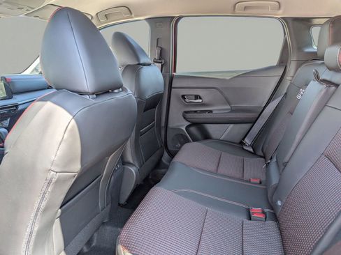 Used 2025 Nissan Kicks SR FWD image 15