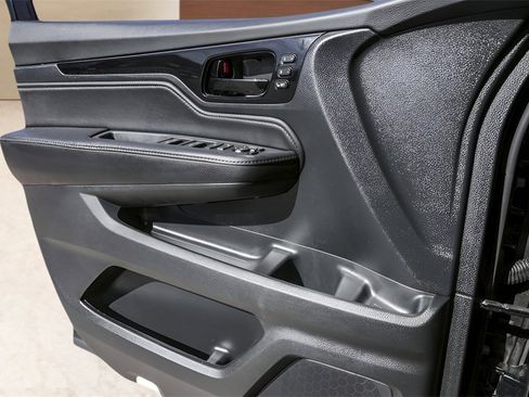 Used 2021 Honda Odyssey Elite image 24