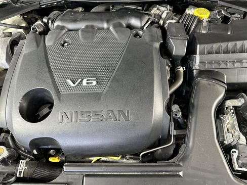 Certified 2023 Nissan Maxima SR w/ Sport Mat Group FWD image 28