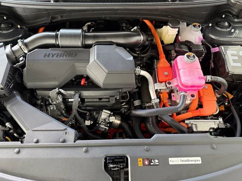 New 2026 Kia Sportage SX Prestige image 13