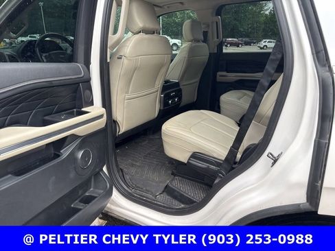 Used 2019 Ford Expedition Platinum AWD/4WD image 19