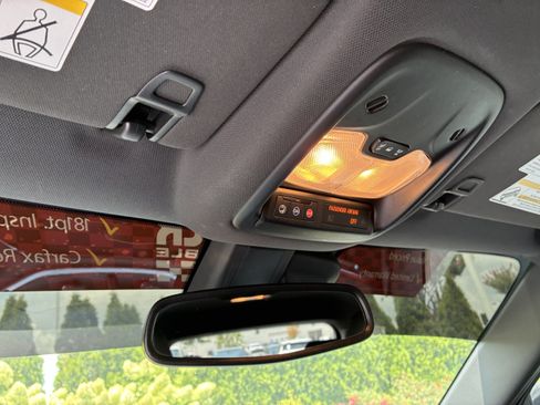 Used 2021 Chevrolet TrailBlazer RS w/ Convenience Package FWD image 35