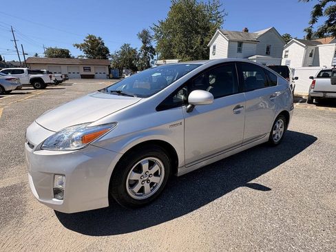 Used 2010 Toyota Prius Two FWD image 13