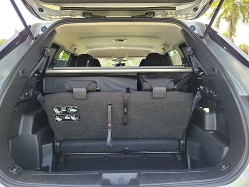 Used 2026 Mitsubishi Outlander ES FWD image 7
