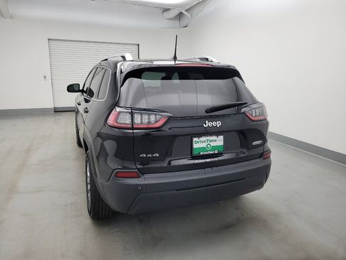 Used 2019 Jeep Cherokee Latitude Plus w/ Cold Weather Group AWD/4WD image 6