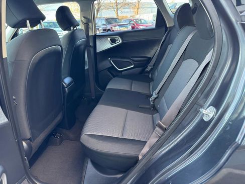 Used 2021 Kia Soul LX image 16