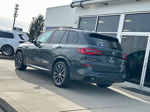 Certified 2023 BMW X5 M50i w/ Executive Package image 8