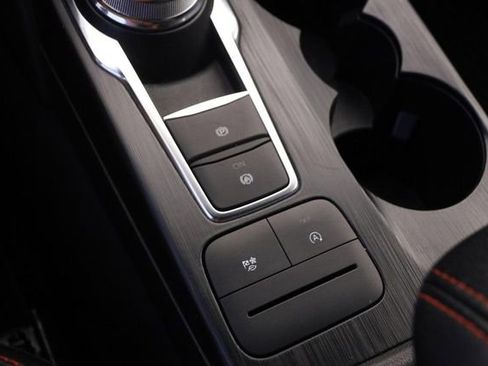 Used 2024 Ford Escape ST-Line image 19