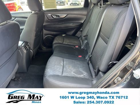 Used 2019 Nissan Rogue SV AWD/4WD image 18