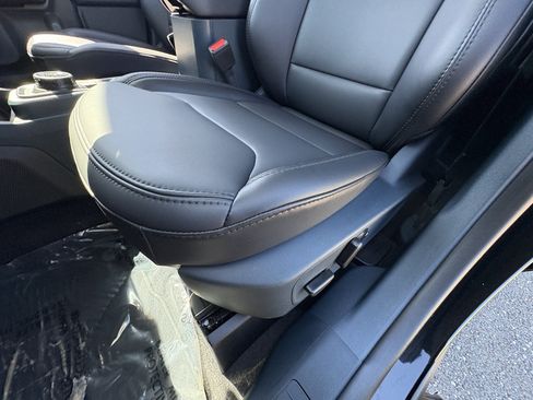 New 2026 Ford Maverick Lariat AWD/4WD image 32