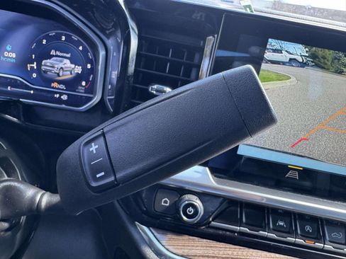 Used 2023 Chevrolet Silverado 1500 RST image 37