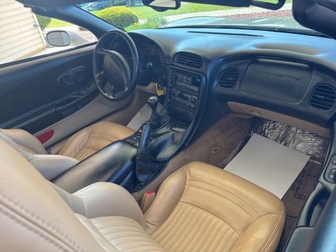 Used 2002 Chevrolet Corvette Convertible w/ Preferred Equipment Group1 image 33