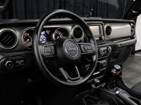 Used 2021 Jeep Wrangler Sport AWD/4WD image 22