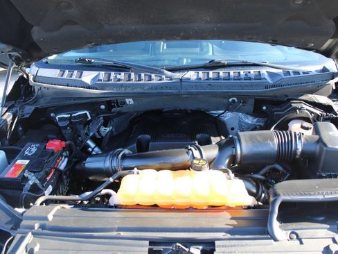 Used 2017 Ford F150 XLT w/ Equipment Group 302A Luxury image 16