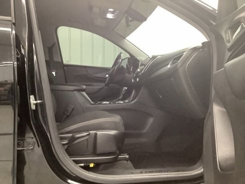 Used 2019 Chevrolet Equinox LT image 11