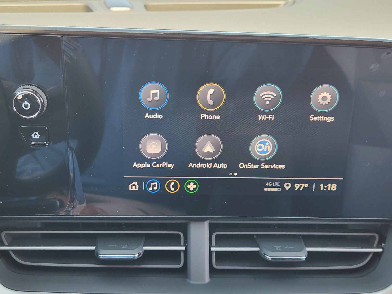New 2026 Chevrolet Trax LS w/ LS Convenience Package FWD image 16