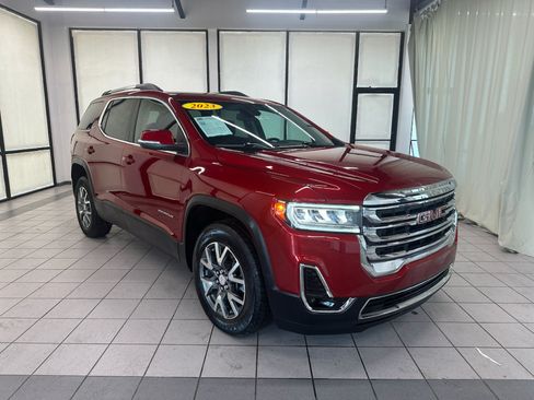 Used 2023 GMC Acadia SLT w/ Preferred Package AWD/4WD image 2