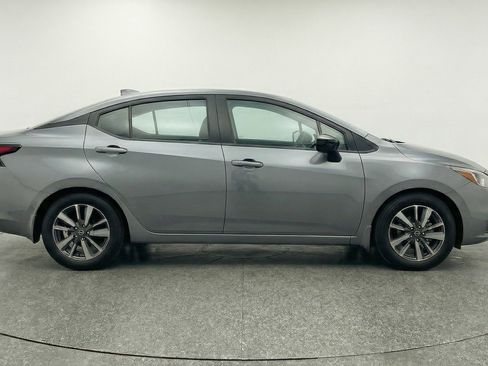 Used 2025 Nissan Versa SV image 11