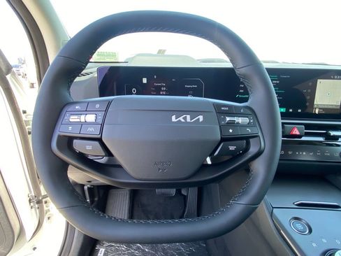 New 2026 Kia Sportage SX Prestige image 18