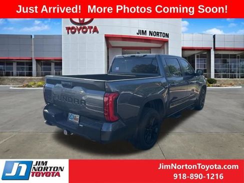 Used 2025 Toyota Tundra SR5 w/ SR5 Premium Package RWD image 5