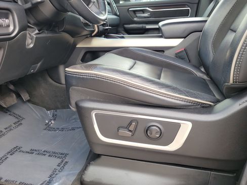 Used 2022 RAM 1500 Laramie RWD image 13