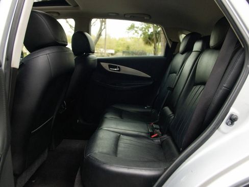 Used 2017 INFINITI QX50 2WD image 22