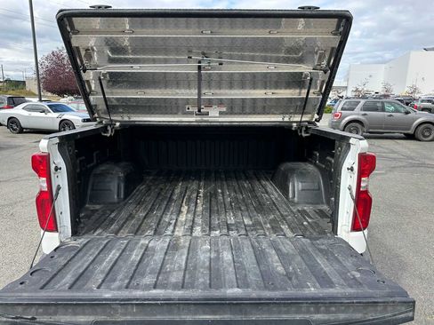 Used 2023 Chevrolet Silverado 1500 LTZ image 13