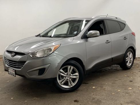 Used 2012 Hyundai Tucson GLS image 1