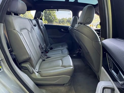 Used 2017 Audi Q7 3.0T Prestige image 18