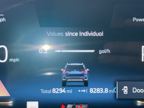 Used 2025 BMW X1 xDrive28i w/ Premium Package image 25