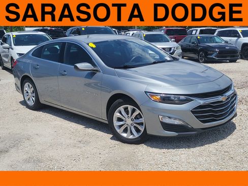 Used 2024 Chevrolet Malibu LT FWD image 1