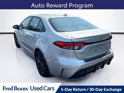 Used 2023 Toyota Corolla SE FWD image 7