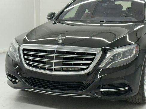 Used 2017 Mercedes-Benz Maybach S 550 4MATIC image 10