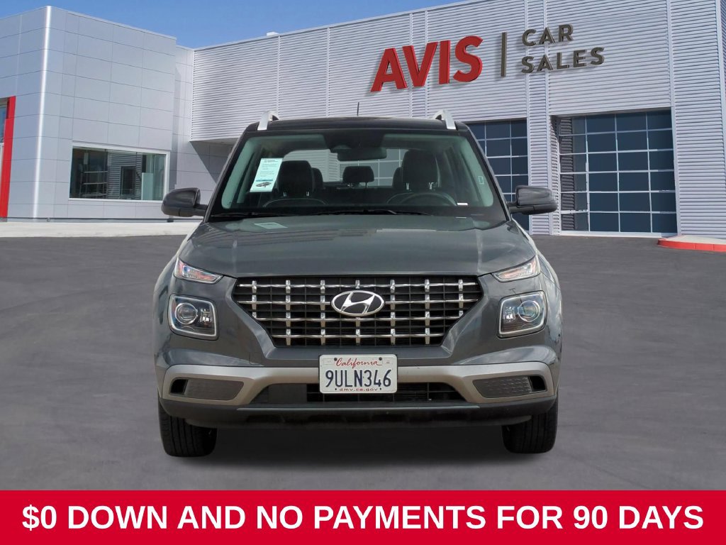 Used 2025 Hyundai Venue Limited FWD image 2