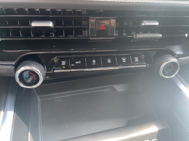 Certified 2025 Chevrolet Tahoe LS AWD/4WD image 33