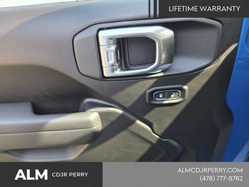 New 2026 Jeep Gladiator Sport AWD/4WD image 25